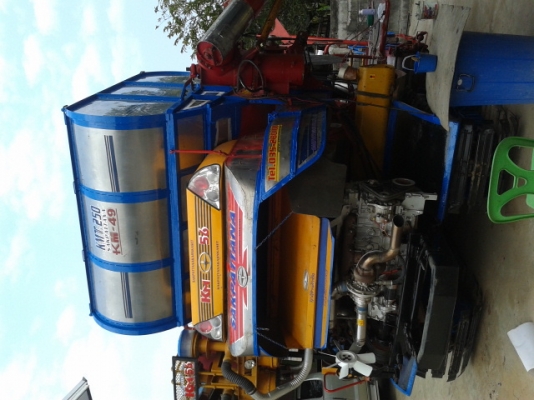 ขายรถเกี่ยวข้าวศักดิ์พัฒนาสภาพ80\% (วางก่อนได้) ขายรถเกี่ยวข้าวศักดิ์พัฒนาสภาพ80\% (วางก่อนได้)