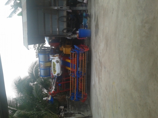 ขายรถเกี่ยวข้าวศักดิ์พัฒนาสภาพ80\% (วางก่อนได้) ขายรถเกี่ยวข้าวศักดิ์พัฒนาสภาพ80\% (วางก่อนได้)