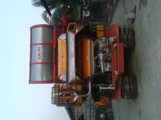 ขายรถเกี่ยวข้าวศักดิ์พัฒนาสภาพ80\% (วางก่อนได้) ขายรถเกี่ยวข้าวศักดิ์พัฒนาสภาพ80\% (วางก่อนได้)