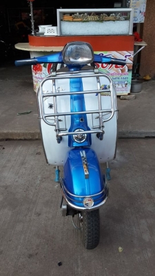 ขายคับ Vespa sprint150 แปลงCDIเรียบร้อย สวยๆคับ ไม่มีทะเบียนคับ ออกใบซื้อขายให้คับ ราคา 38500 บาท สนใจติดต่อ 081-0578282 คับ