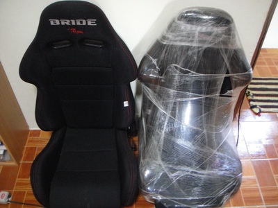 ขายเบาะ BRIDE สภาพกริบๆ สีดำด้ายแดง