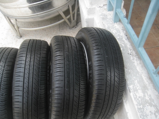 ขายล้อแม็ก Honda city 15"x5.5" et45 4รู100 +ยางปี12 สนใจติดต่อเล็กคลองสามครับ (081-3747940)