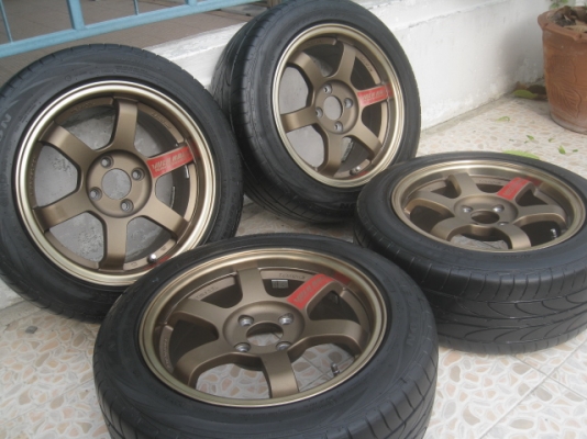 ขายล้อแม็กมือสอง TE37 SL 15"x7" et38 4รู100 +ยางยางผลิตสัปดาห์ที่10 ปี12 สนใจติดต่อเล็กคลองสามครับ (081-3747940)