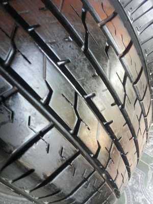 ขายยาง205/65/15 ปี 4512 BRIDGESTONE B390 1 คู่ ขายยาง205/65/15 ปี 4512 BRIDGESTONE B390 1 คู่