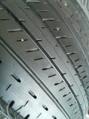 ขายยาง205/70/15 ปี 12 BRIDGESTONE DURAVIS R611 1 ชุด