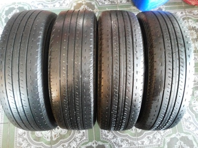 ขายยาง205/70/15 ปี 12 BRIDGESTONE DURAVIS R611 1 ชุด