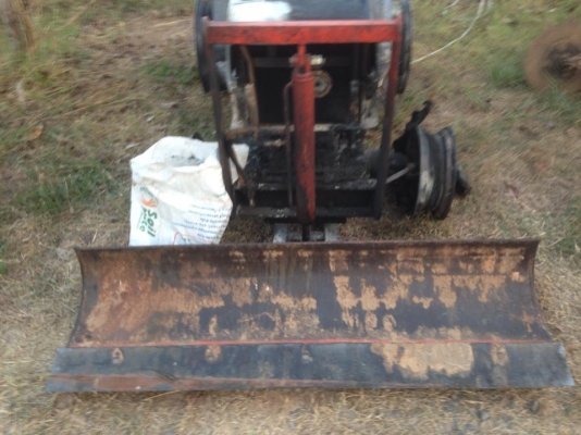 ขายซากรถไถไฟไหม้ คูโบต้า3408 แถมอะไหล่หมด ขายซากรถไถไฟไหม้ คูโบต้า3408 แถมอะไหล่หมด