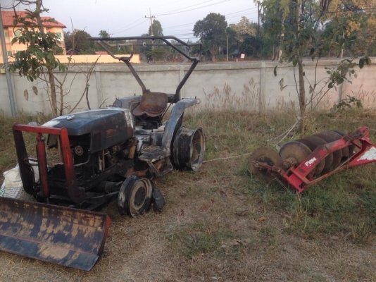 ขายซากรถไถไฟไหม้ คูโบต้า3408 แถมอะไหล่หมด ขายซากรถไถไฟไหม้ คูโบต้า3408 แถมอะไหล่หมด