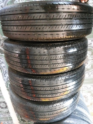 ขายยาง205/70/15 ปี 11 BRIDGESTONE DURAVIS R611 1 ชุด