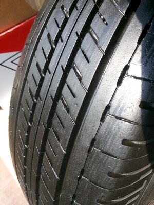 ขายยาง205/70/15 ปี 11 BRIDGESTONE DURAVIS R611 1 ชุด