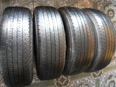 ขายยาง205/70/15 ปี 12 BRIDGESTONE DURAVIS R611 1 ชุด