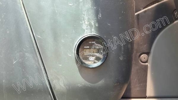 รถแบคโฮ ยี่ห้อ CAT 320D