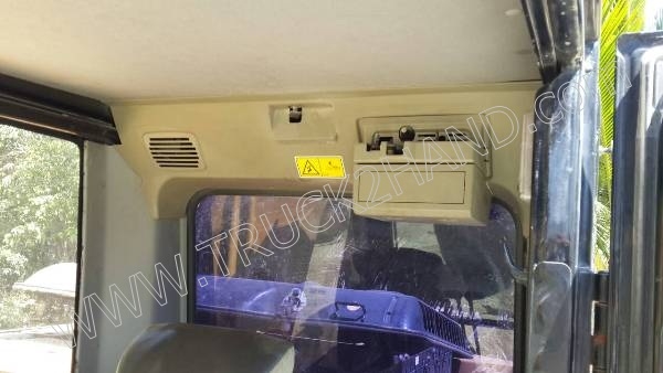 รถแบคโฮ ยี่ห้อ CAT 320D