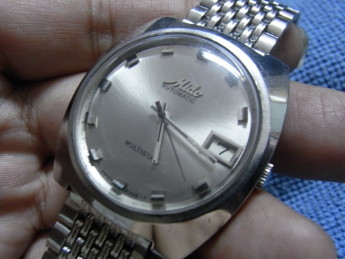 2ม.ค.((น้าเล็ก)) นำเสนอนาฬิกาข้อมือ