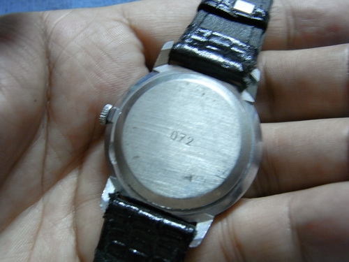 2ม.ค.((น้าเล็ก)) นำเสนอนาฬิกาข้อมือ