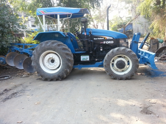 ด่วน ! ลดสุด ๆ ยอมขาดทุน ขายรถไถฟอร์ด TS 90 สองเพลา NEW HOLLAND เกียร์กลางแท้ สพ.