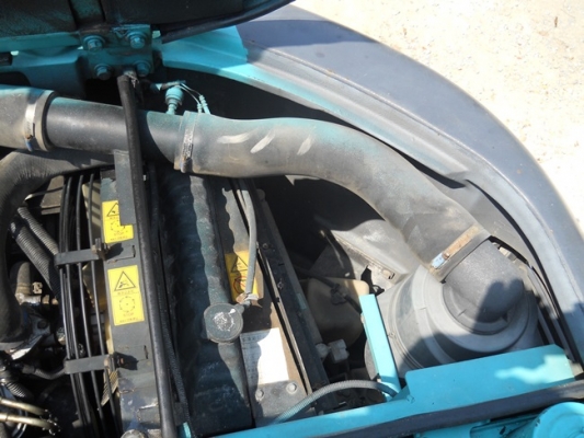 รถเก่านอก sk 135 yy02 สนใจโทร 092-3309229 อี๊ดสองห้อง