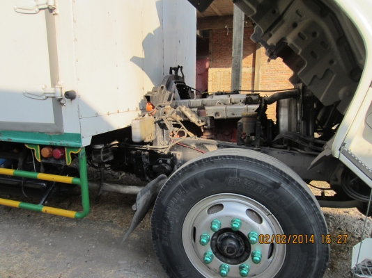 ขายรถ 6ล้อตู้ 10 บาน สภาพดี