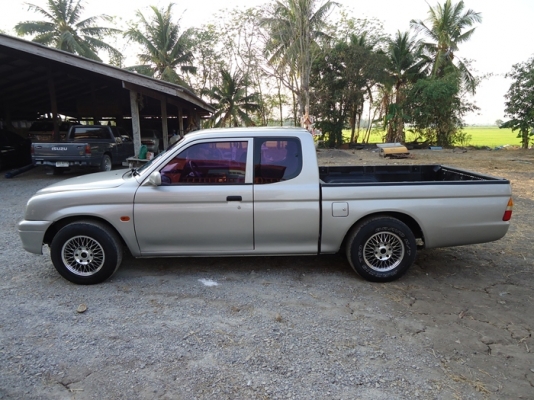 กระบะ STRADA 2.5cc POWER  สถาพดี เครื่องดี สีสวยมาก  พร้อมใช้งาน