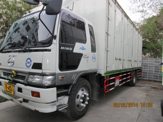 ขายรถ 6ล้อตู้ 10 บาน สภาพดี ราคาถูก