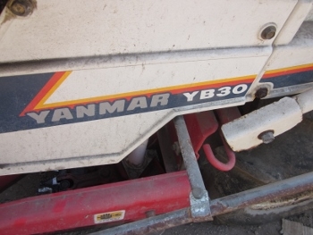 ขาย- รถเกี่ยวข้าว พร้อมมัด ในตัว ยี่ห้อ YANMAR มือสองเก่าญี่ปุ่น สภาพพร้อมใช้งาน ขาย- รถเกี่ยวข้าว พร้อมมัด ในตัว ยี่ห้อ YANMAR มือสองเก่าญี่ปุ่น สภาพพร้อมใช้งาน