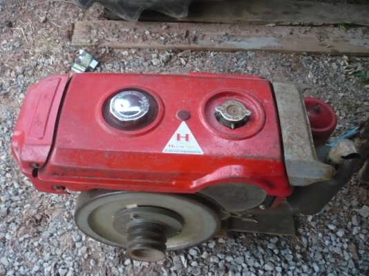 ขายเครื่อง 9.5 แน่น ซื้อมา2ปีใช้แค่1ปี ซื้อไปไม่ผิดหวัง