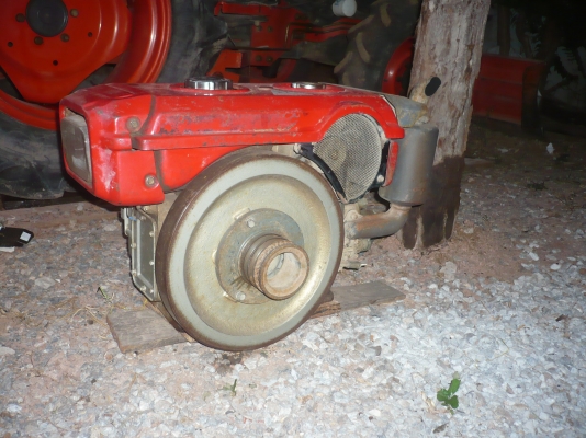 ขายเครื่อง 9.5 แน่น ซื้อมา2ปีใช้แค่1ปี ซื้อไปไม่ผิดหวัง