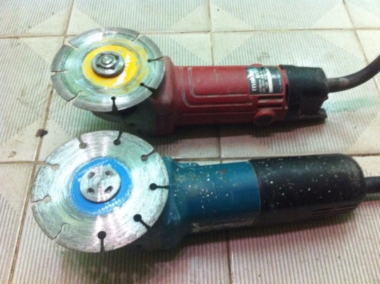 เครื่องเจียร แพ็คคู่ Makita 9553NB Maktec MT958 ราคาแสนถูก