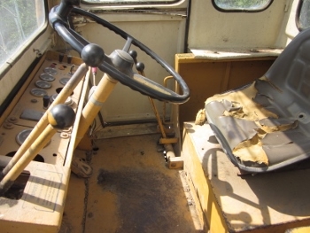 ขาย - รถตักล้อยาง เอวอ่อน ขนาดใหญ่ DRESSER: 12T เครื่องยนต์ 6 สูบ ขาย - รถตักล้อยาง เอวอ่อน ขนาดใหญ่ DRESSER: 12T เครื่องยนต์ 6 สูบ