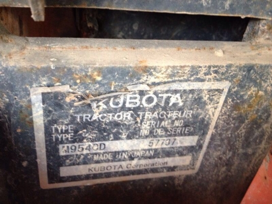 รถไถ KUBOTA  M 9540.  สนใจติดต่อ 081 - 6079515