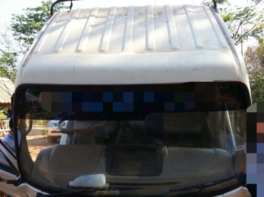 รถฮีโน่  4 ล้อ รั้ว ทูโถ้  100 แรงม้า. ปี 47  ( รถวิ่ง 64,xxx กว่า กม. )  สนใจติดต่อ 081 - 6079515