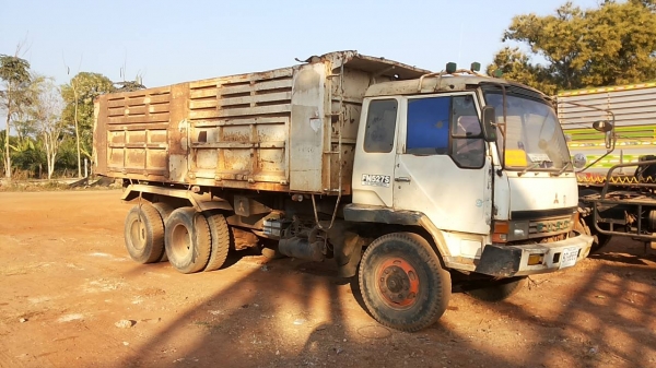 **970,000 บ.ต่อรอง**ขาย10ล้อ2เพลาดั๊ม"ไอ้หลงโบ" MITSU FN527M-TF5798 ปี 40 เครื่อง6D16-TF5798 Turbo 220HP เครื่องเดิมเกียร์เดิม 10สปีด เครื่องดีแรง ช่วงล่างคัสซีสวยเดิม ไม่ปะไม่ดาม เบรคใหญ่ เพลาบุ๋ม กระบะดั๊มเหล็กKAC สภาพดี พื้นดีข้างดี หัวบางเ **970,000 บ.ต่อรอง**ขาย10ล้อ2เพลาดั๊ม"ไอ้หลงโบ" MITSU FN527M-TF5798 ปี 40 เครื่อง6D16-TF5798 Turbo 220HP เครื่องเดิมเกียร์เดิม 10สปีด เครื่องดีแรง ช่วงล่างคัสซีสวยเดิม ไม่ปะไม่ดาม เบรคใหญ่ เพลาบุ๋ม กระบะดั๊มเหล็กKAC สภาพดี พื้นดีข้างดี หัวบางเ