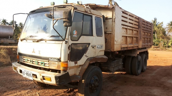 **970,000 บ.ต่อรอง**ขาย10ล้อ2เพลาดั๊ม"ไอ้หลงโบ" MITSU FN527M-TF5798 ปี 40 เครื่อง6D16-TF5798 Turbo 220HP เครื่องเดิมเกียร์เดิม 10สปีด เครื่องดีแรง ช่วงล่างคัสซีสวยเดิม ไม่ปะไม่ดาม เบรคใหญ่ เพลาบุ๋ม กระบะดั๊มเหล็กKAC สภาพดี พื้นดีข้างดี หัวบางเ **970,000 บ.ต่อรอง**ขาย10ล้อ2เพลาดั๊ม"ไอ้หลงโบ" MITSU FN527M-TF5798 ปี 40 เครื่อง6D16-TF5798 Turbo 220HP เครื่องเดิมเกียร์เดิม 10สปีด เครื่องดีแรง ช่วงล่างคัสซีสวยเดิม ไม่ปะไม่ดาม เบรคใหญ่ เพลาบุ๋ม กระบะดั๊มเหล็กKAC สภาพดี พื้นดีข้างดี หัวบางเ