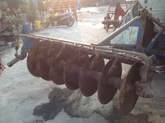 รถไถFORD6600 เสื้อลาย