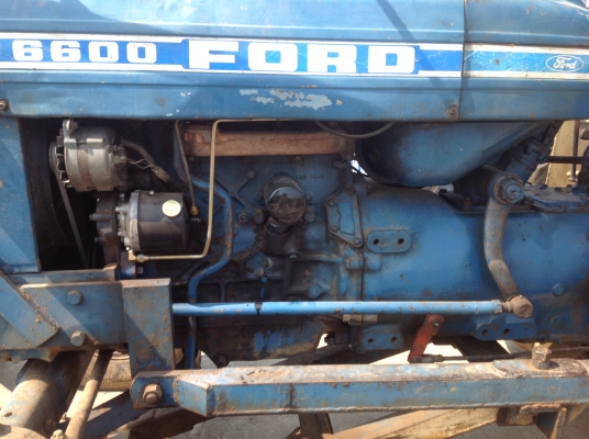 รถไถFORD6600 เสื้อลาย