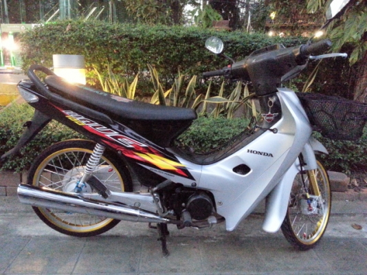 ขาย WAVE 100 S ดิส สภาพดีใช้น้อยรักษามือเดียว ภาษี พรบ.เต็ม58 เครื่องเดิมสนิทแห้งๆ เงียบๆ เดินดี ไม่มีควันขาวแน่นอน สตาร์ท