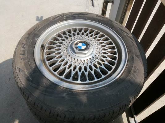 ขายล้อติดรถBMW318iพร้อมยางบริจสโตน