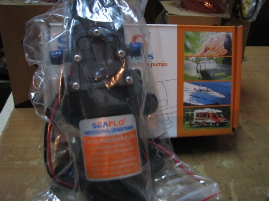 ปั๊มน้ำ 3 ขนาดครับ ปั๊มน้ำ 3 ขนาดครับ