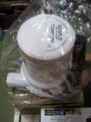 ปั๊มน้ำ 3 ขนาดครับ ปั๊มน้ำ 3 ขนาดครับ