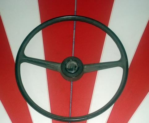 ขายพวงมาลัยมาสด้าโปรซีด พร้อมฝาครอบโลโก้ m สภาพสวยๆ