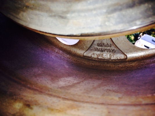 แมกนอกพร้อมยาง KM2 สภาพนางฟ้าใช้น้อยราคาถูก