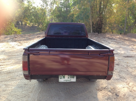ขายนิสันฝาแดงปี-37 รถสวยพร้อมใช้ถูกๆรถอยู่กาฬสินคับ ขายนิสันฝาแดงปี-37 รถสวยพร้อมใช้ถูกๆรถอยู่กาฬสินคับ