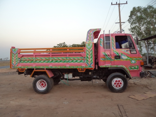 ขาย685000บาทรถ6ล้ออีซูซุดัมพ์ 195แรง สภาพสวยพร้อมใช้งาน(ไมีมีเล่ม)