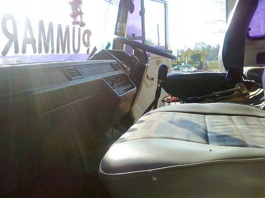 สิบล้อ MITSUBISHI FUSO รถสวยพร้อมใช้งาน ตัดราคาเหลือเพียง 580,000 บาท.!!!!!!!!  หลุดมัดจำ 12 กพ.57