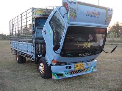 ขายแล้วครับ ขอบคุณทีมงาน Truck2Han มากครับ ขาย ISUZU NPR 120 แรง ยาว 5 ม.ปี40 ( ห้างแท้ ) ขายแล้วครับ ขอบคุณทีมงาน Truck2Han มากครับ ขาย ISUZU NPR 120 แรง ยาว 5 ม.ปี40 ( ห้างแท้ )