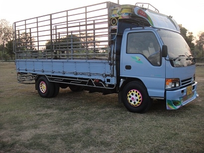 ขายแล้วครับ ขอบคุณทีมงาน Truck2Han มากครับ ขาย ISUZU NPR 120 แรง ยาว 5 ม.ปี40 ( ห้างแท้ ) ขายแล้วครับ ขอบคุณทีมงาน Truck2Han มากครับ ขาย ISUZU NPR 120 แรง ยาว 5 ม.ปี40 ( ห้างแท้ )