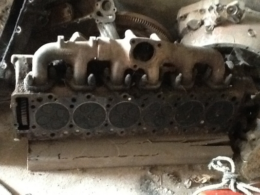 ขายครับฝาสูบ6HL1งามๆจร้าขายที่10500พร้อมรับประกันชิ้นงานครับ