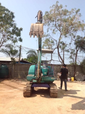 ขายแบคโฮ Komatsu PC15 ใช้งานได้เลย 250000บาท