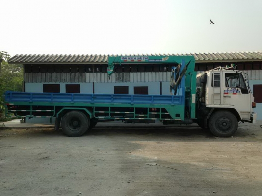 ขายด่วนรถบรรทุก 6ล้อช่วงยาวติดเครน 3.5ตัน สภาพพร้อมใช้