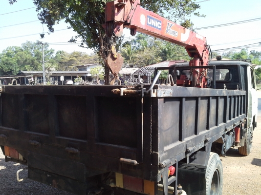 ขายรถ6ล้อMITSIBISHI ติดเครนU-NIC 4ท่อน